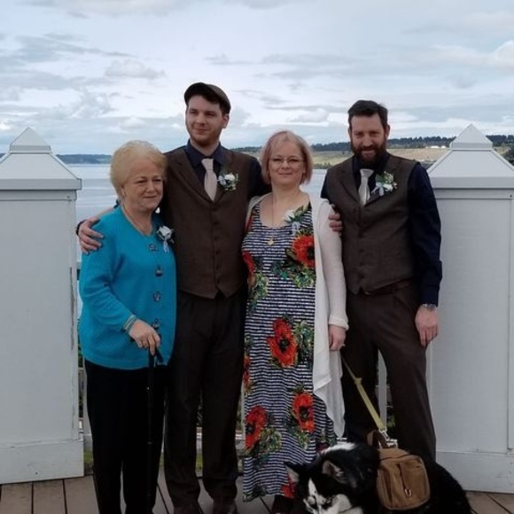 Meet your Posher, Jessie - Picture 1 of 1